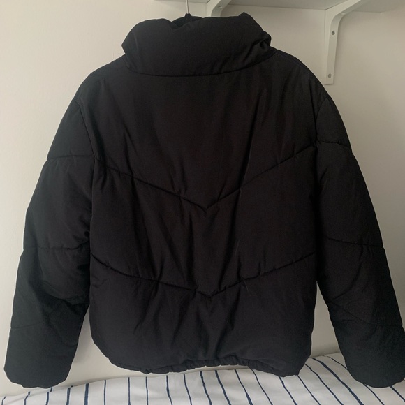 H&M Black Puffer - Picture 2 of 7